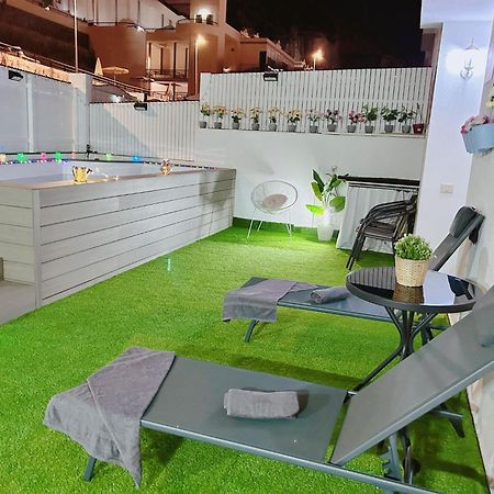 Big Villa Puerto Rico Streetfront With Private Saltwater Jacuzzi Pool, Bbq, Kitchen & 3 Terraces Near Shopping Center Puerto Rico (Gran Canaria) Exterior foto