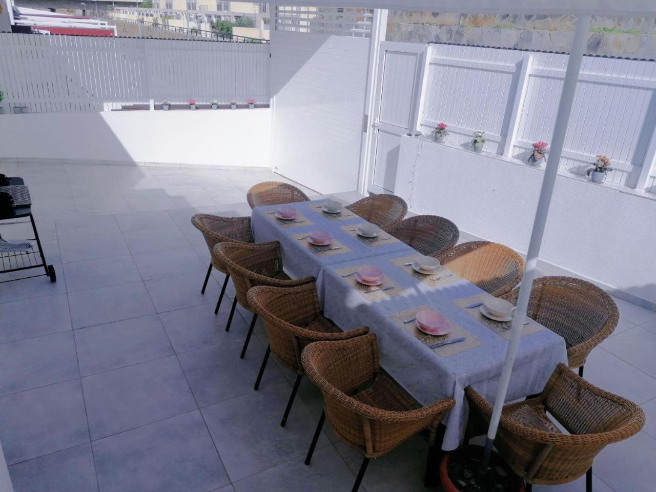 Big Villa Puerto Rico Streetfront With Private Saltwater Jacuzzi Pool, Bbq, Kitchen & 3 Terraces Near Shopping Center Puerto Rico (Gran Canaria) Exterior foto