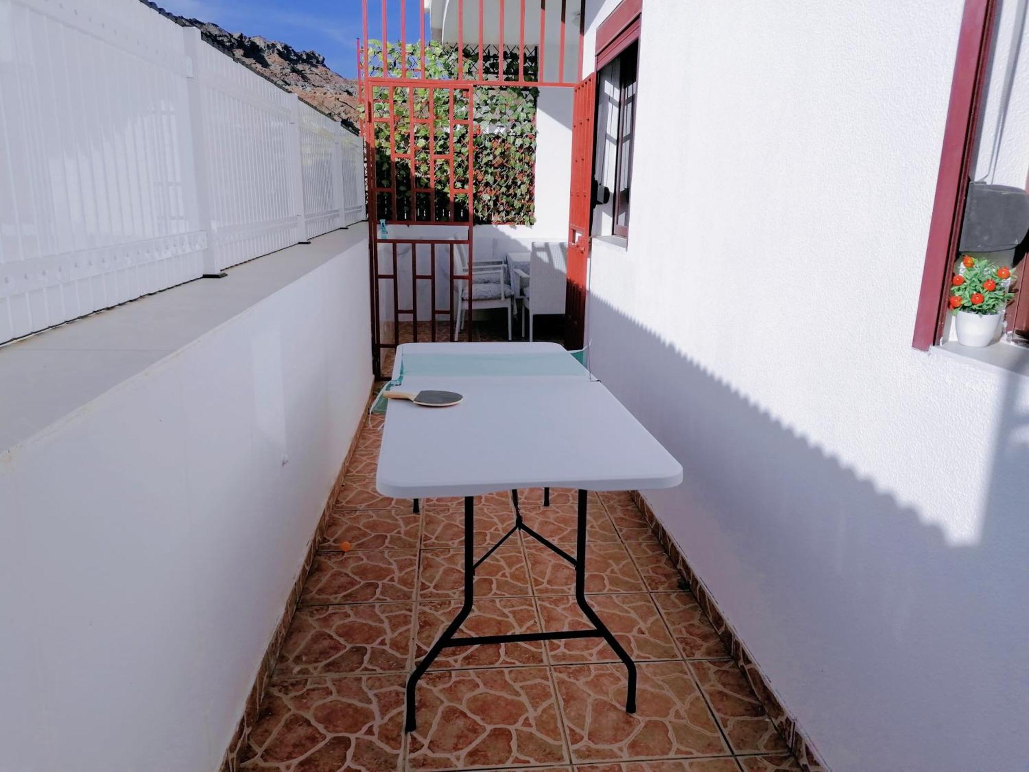 Big Villa Puerto Rico Streetfront With Private Saltwater Jacuzzi Pool, Bbq, Kitchen & 3 Terraces Near Shopping Center Puerto Rico (Gran Canaria) Exterior foto