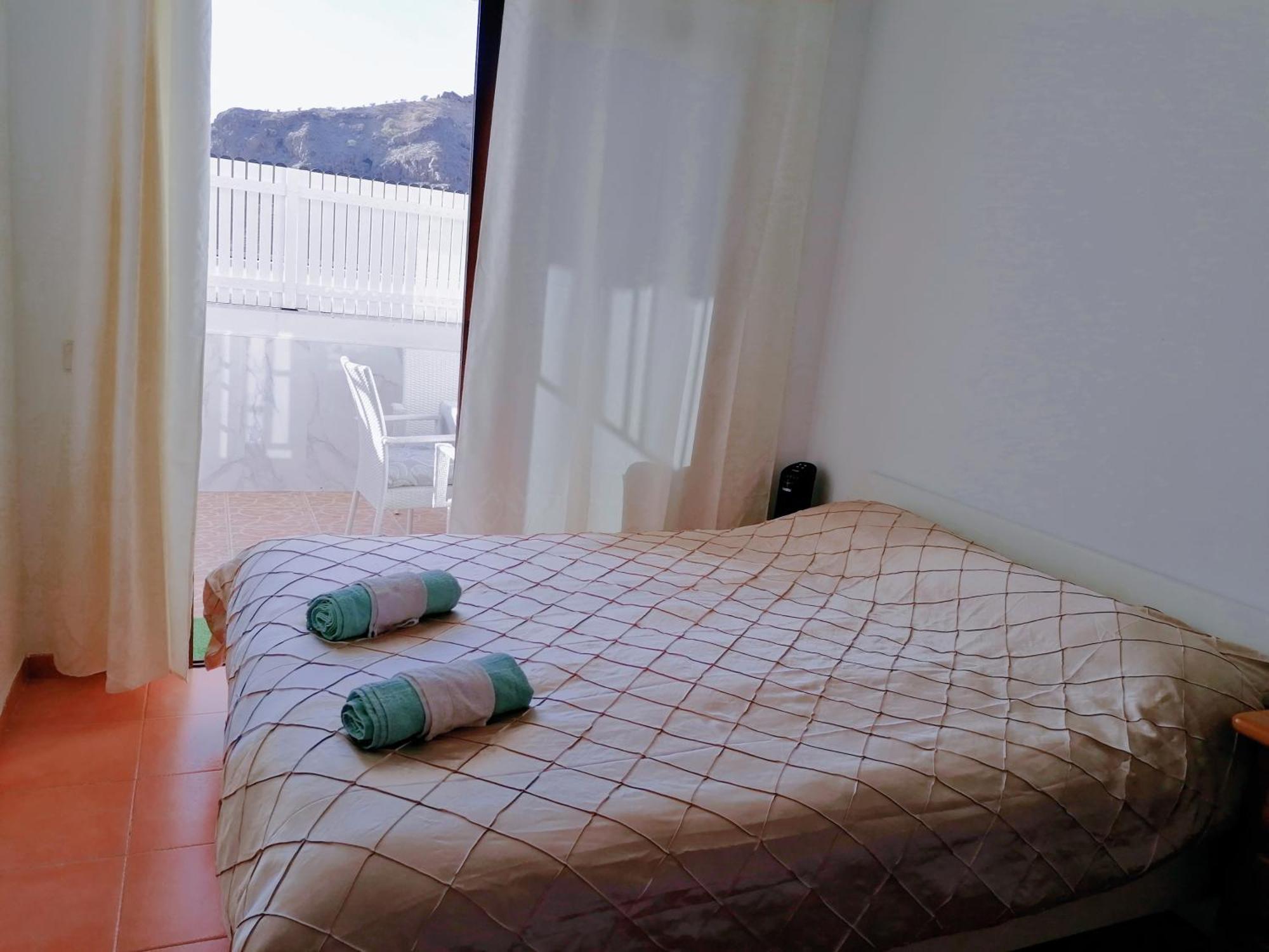 Big Villa Puerto Rico Streetfront With Private Saltwater Jacuzzi Pool, Bbq, Kitchen & 3 Terraces Near Shopping Center Puerto Rico (Gran Canaria) Exterior foto