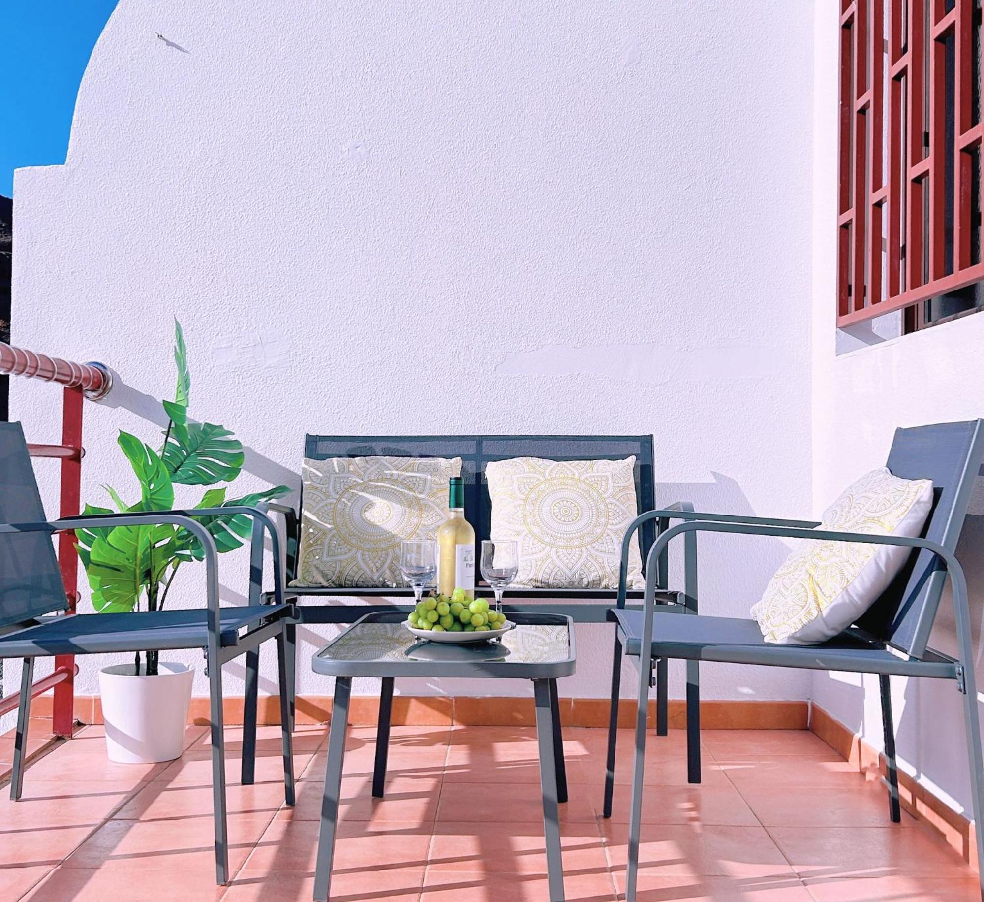 Big Villa Puerto Rico Streetfront With Private Saltwater Jacuzzi Pool, Bbq, Kitchen & 3 Terraces Near Shopping Center Exterior foto